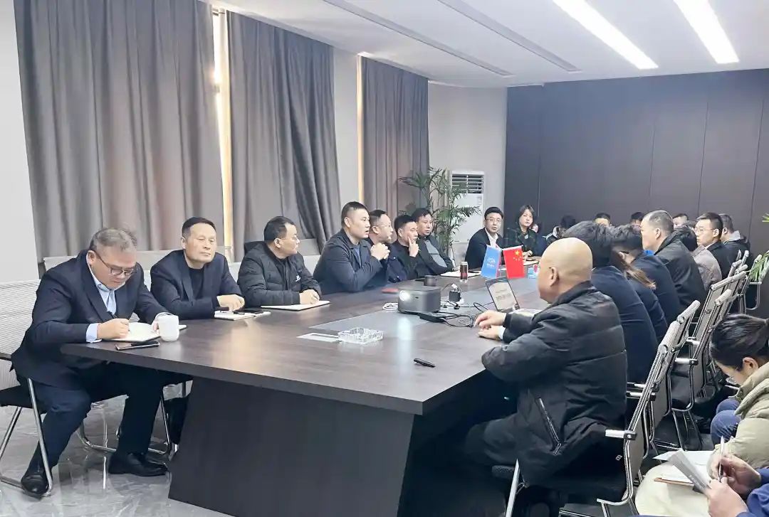 新余銀龍水務(wù)設(shè)備有限公司組織學(xué)習(xí)中國水務(wù)集團段傳良主席重